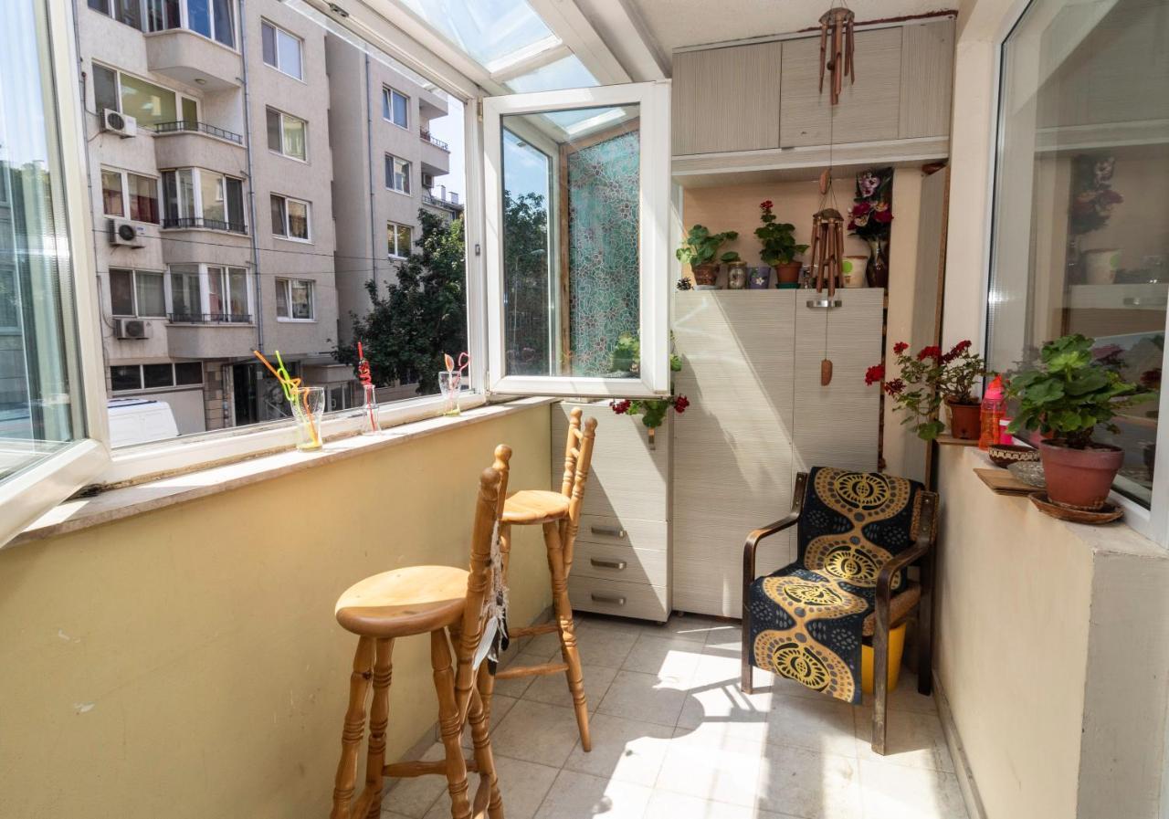 Tsar Guitar Aprt / Metro Station Apartment Sofia Ngoại thất bức ảnh