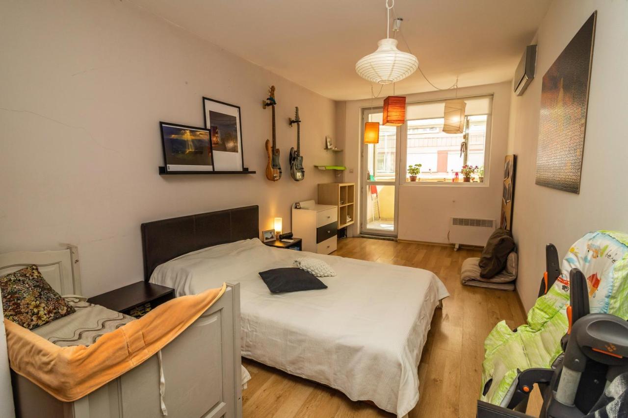 Tsar Guitar Aprt / Metro Station Apartment Sofia Ngoại thất bức ảnh